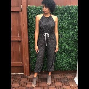 En Cr’eme  Charcoal Jumpsuit SMALL NWT